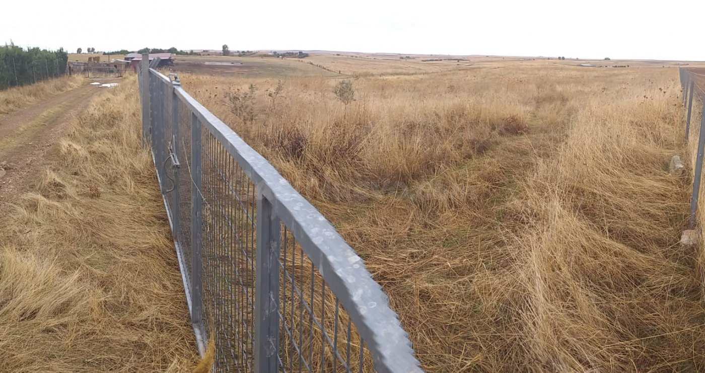 Parcela de 21200 m2 en Sierra de Fuentes
