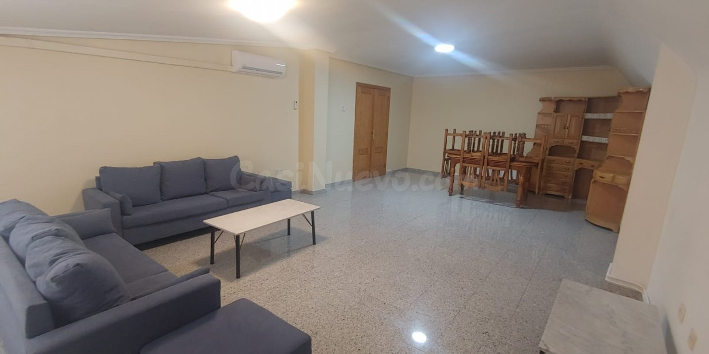 Ático dúplex de 260 metros, con terraza de 40 metros y 8 hab - foto 5