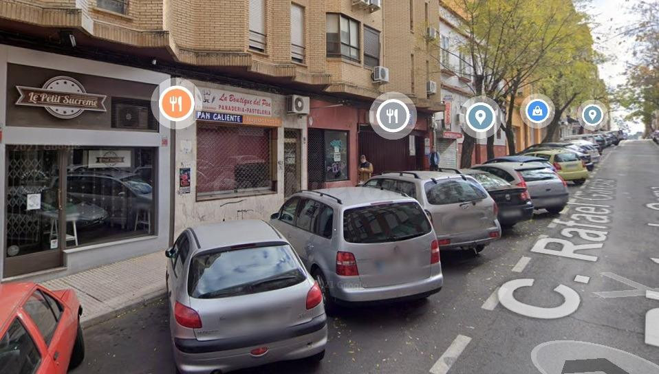 Local comercial, a pie de calle y menos de un minuto de la Cruz de los Caidos