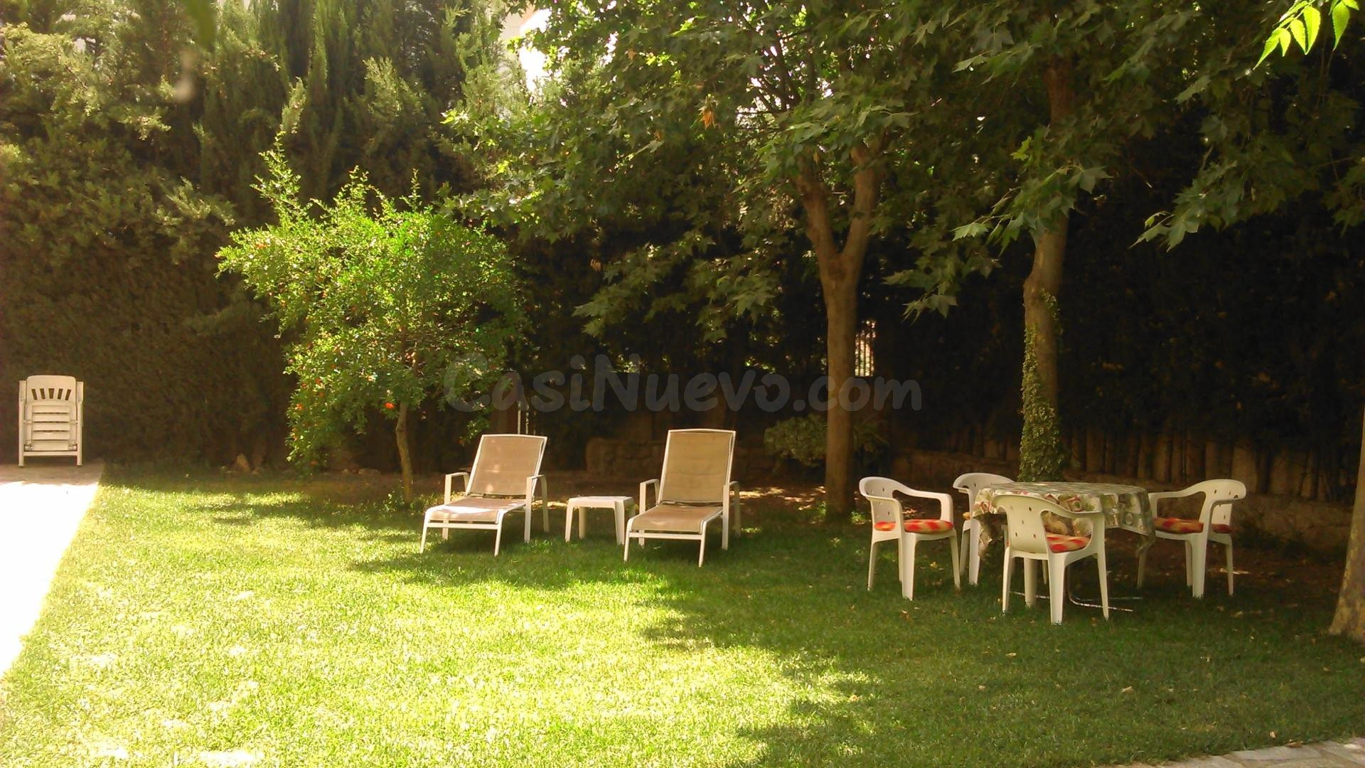 Chalet independiente formado por dos viviendas - foto 4