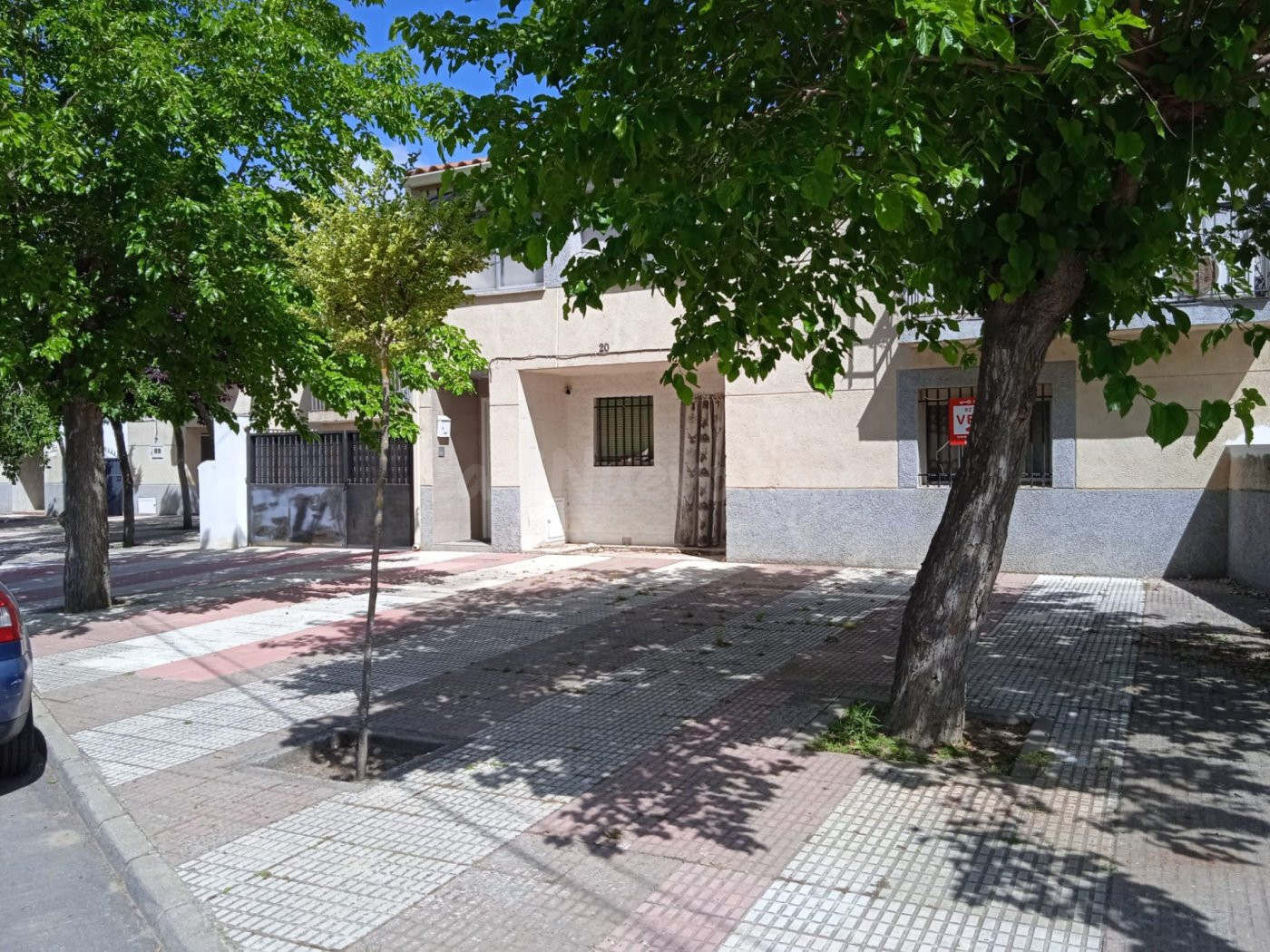 Oportunidad!! Gran casa en Valdesalor