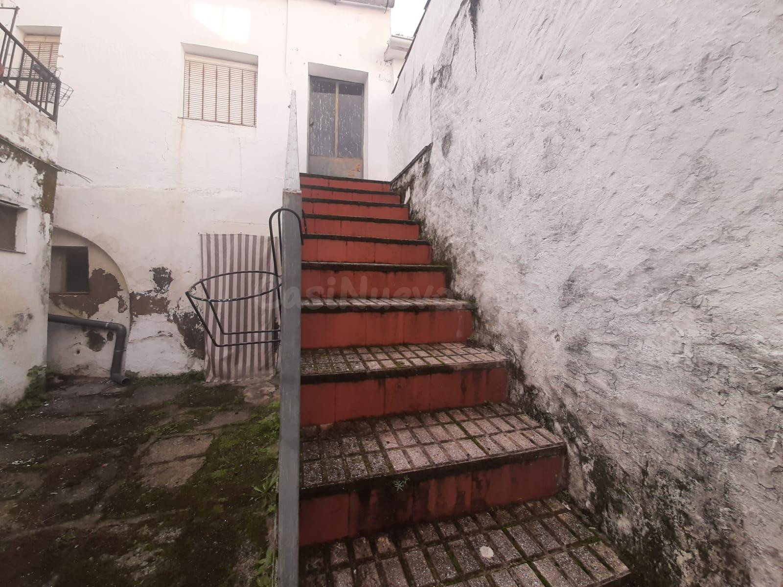 Casa con patio en el Casar de Cáceres