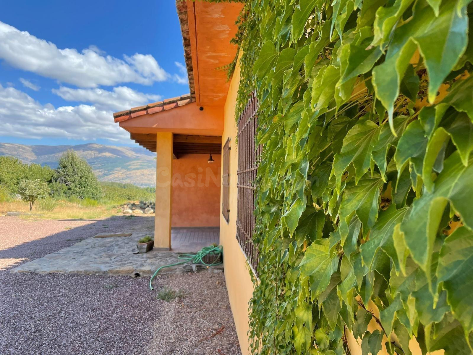 EXCLUSIVA VIVIENDA EN JARAIZ DE LA VERA A DOS HORAS DE MADRID