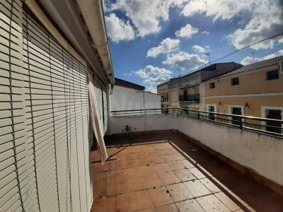 Casa con terraza en Arroyo de la Luz
