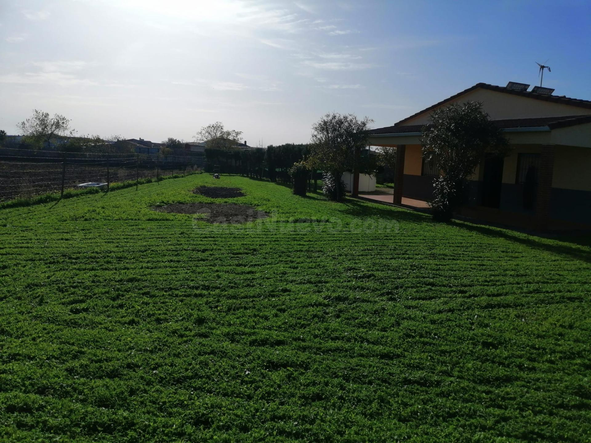 CASA DE CAMPO CON ESCRITURAS EN TORREMOCHA