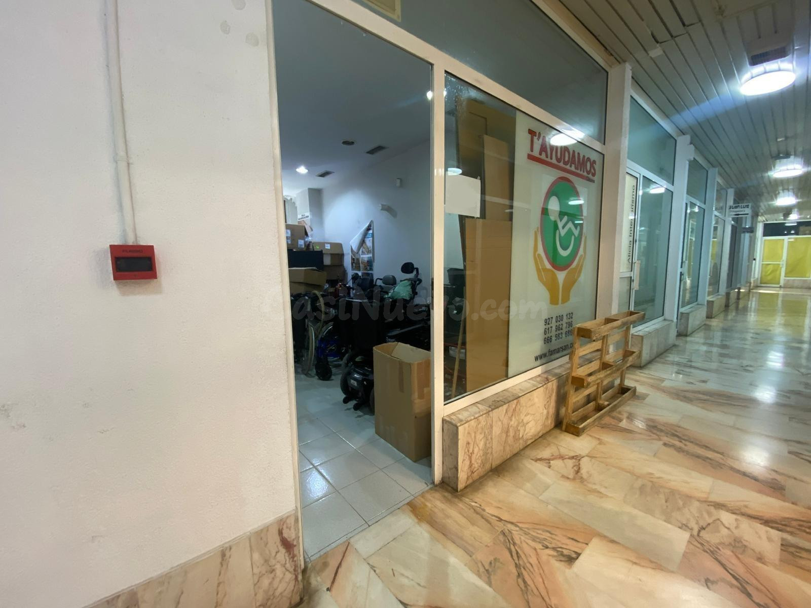 SE VENDE LOCAL COMERCIAL EN EL CENTRO DE CÁCERES