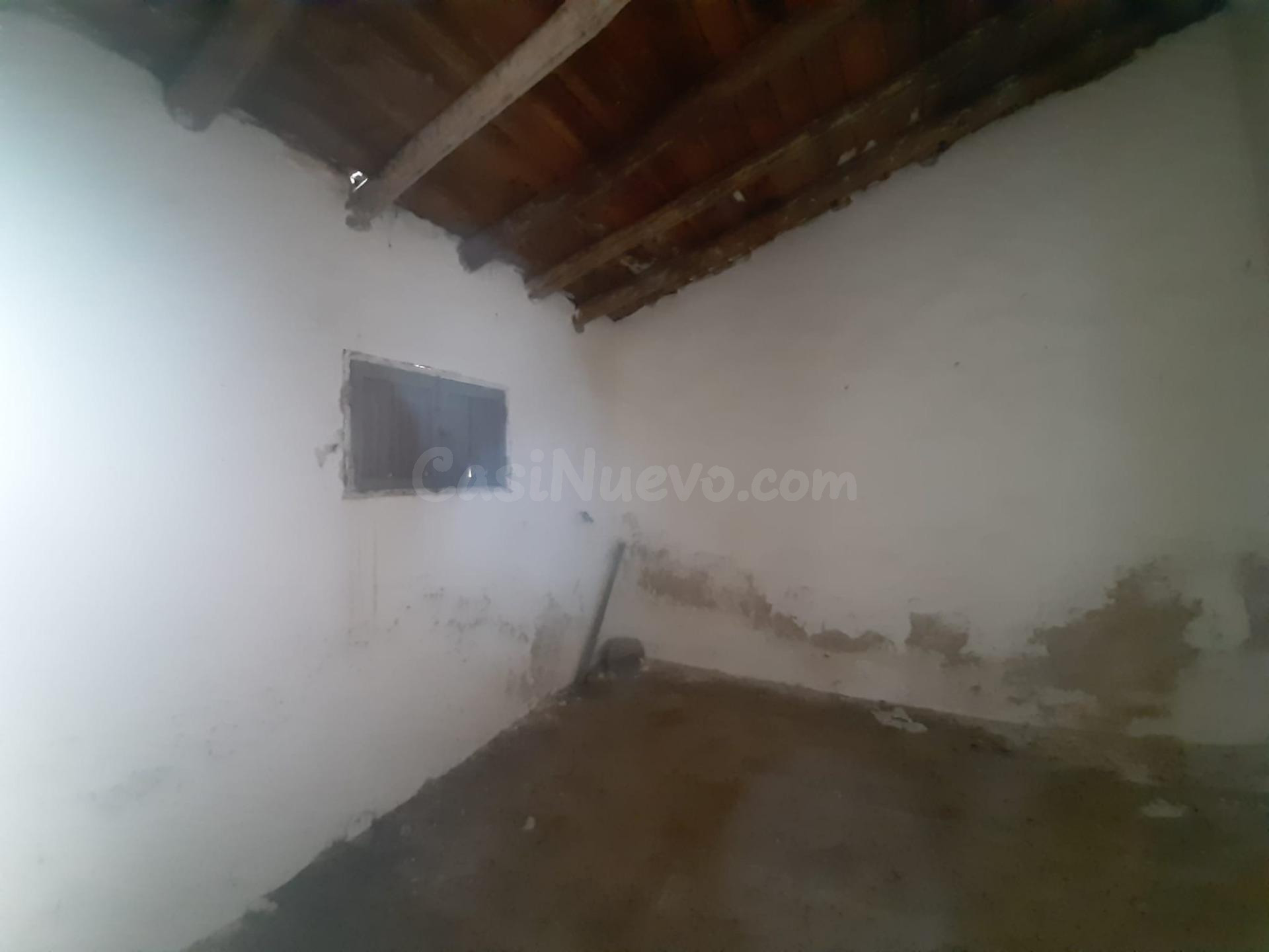 Casa para reformar con patio de 40 metros en Malpartida de Cáceres