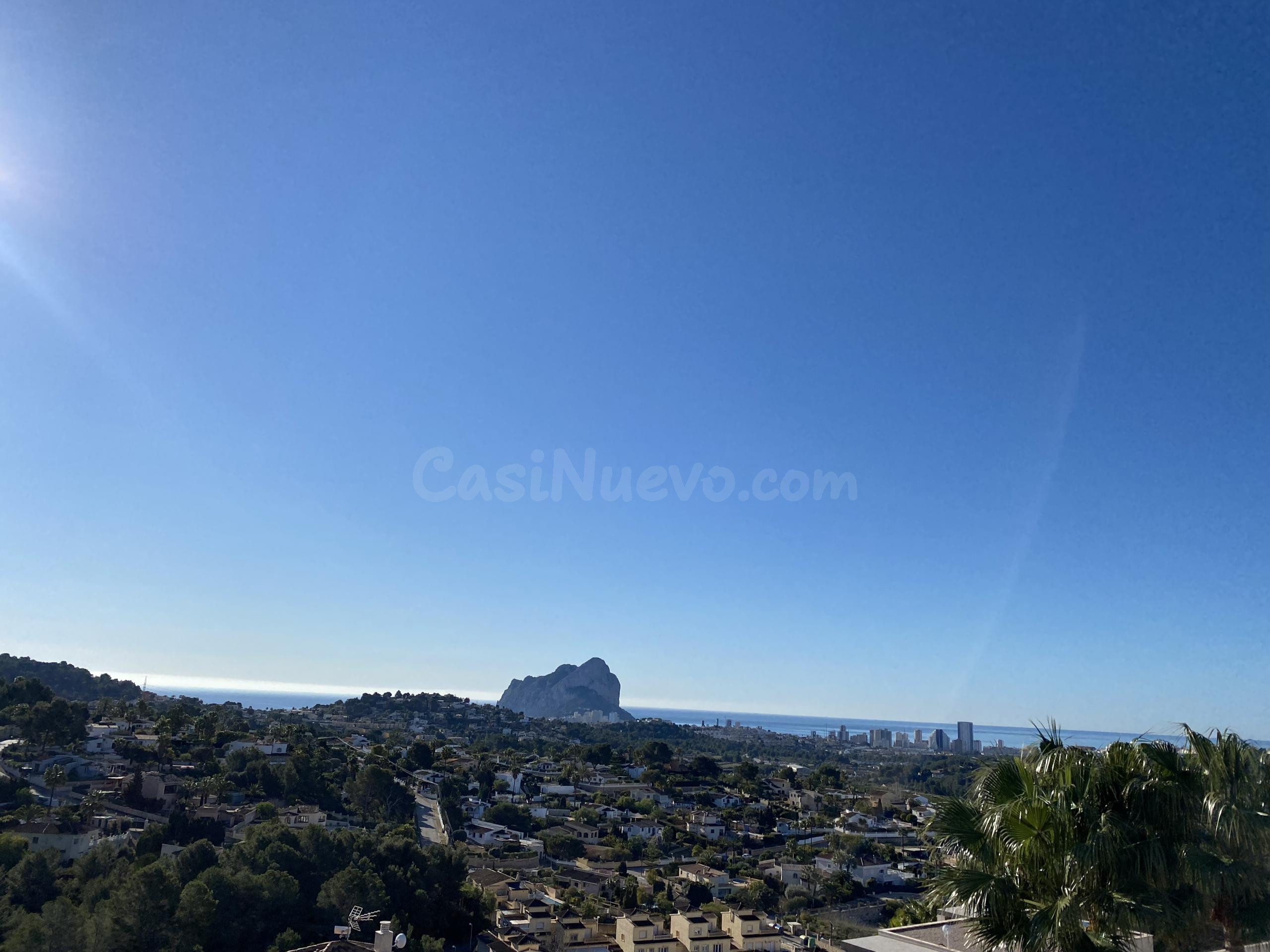 Impresionante parcela con increíbles vistas al pueblo y al mar. ¡ÚLTIMA UNIDAD con vistas al mar!