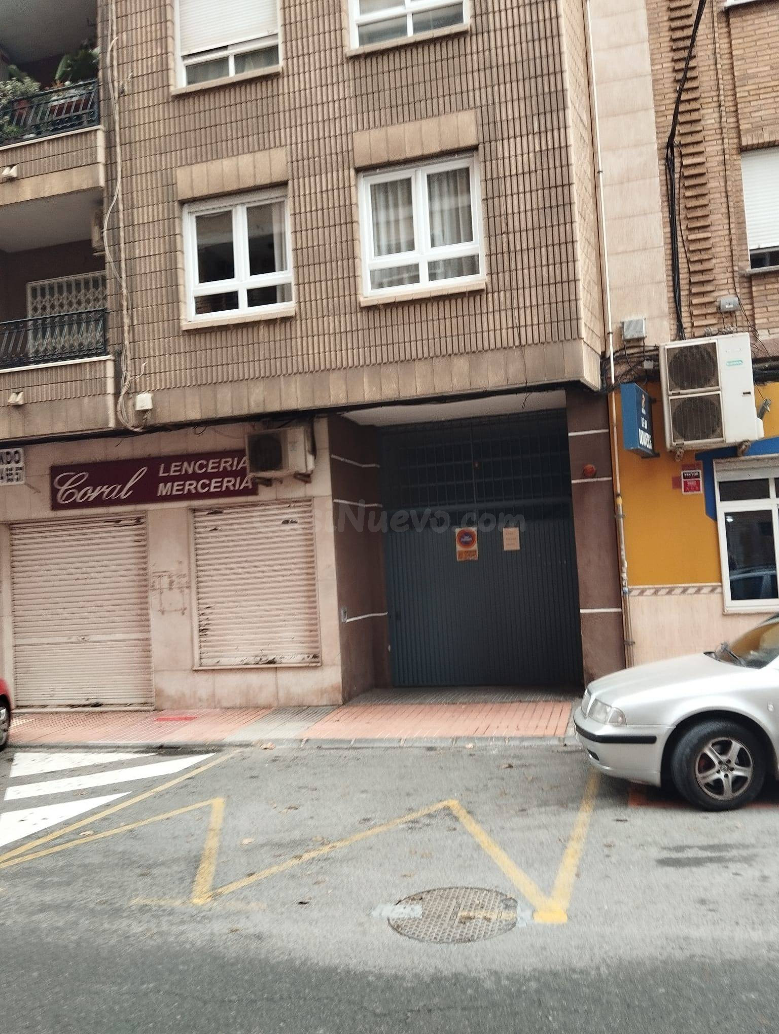 SE VENDE PLAZA DE GARAJE!!!!