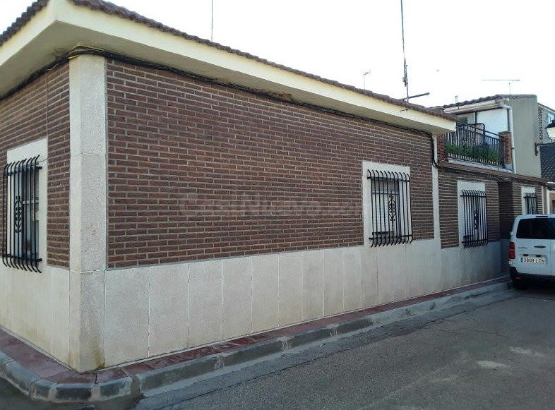 CASA EN VENTA EN VILLA DEL PRADO