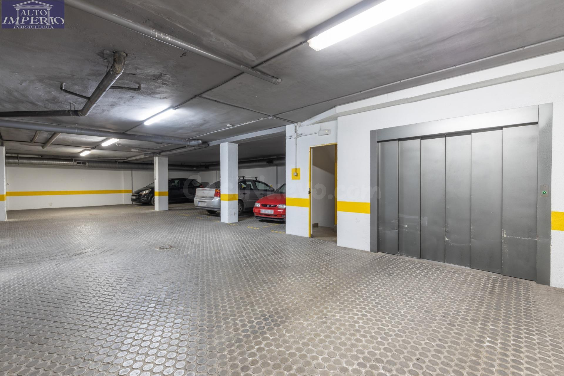 Se vende plaza de aparcamiento