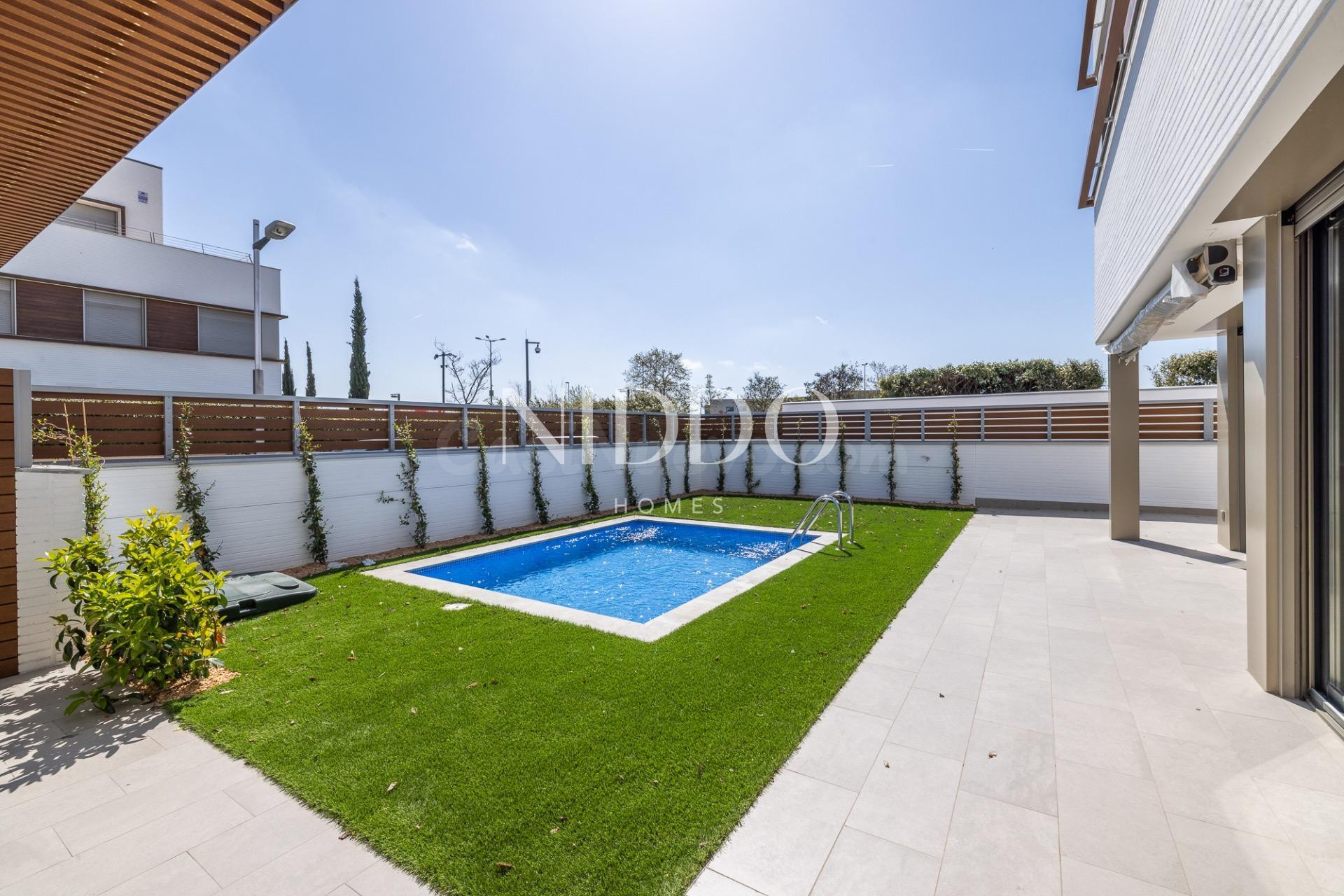 ESPECTACULAR CASA ESQUINERA EN CAN GAMBÚS - foto 3