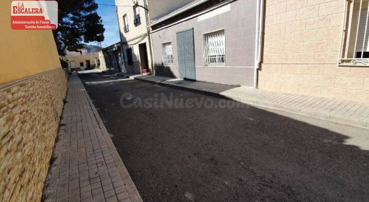 Casa de planta baja, periferia