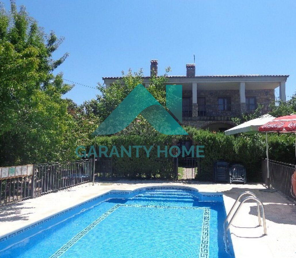 SE VENDE CASA RURAL EN VALENCIA DE ALCANTARA