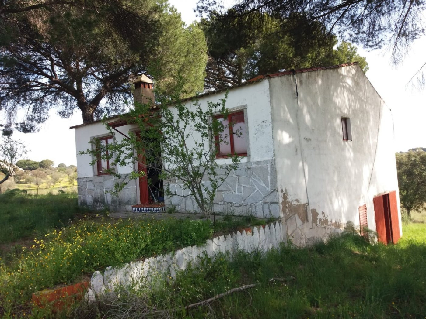CHALET CON PARCELA - GARROVILLAS, CÁCERES -