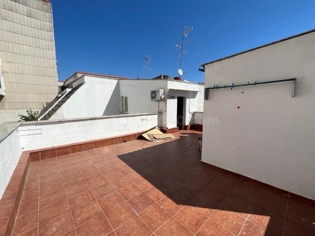DÚPLEX EN ZONA CENTRO -CÁCERES-