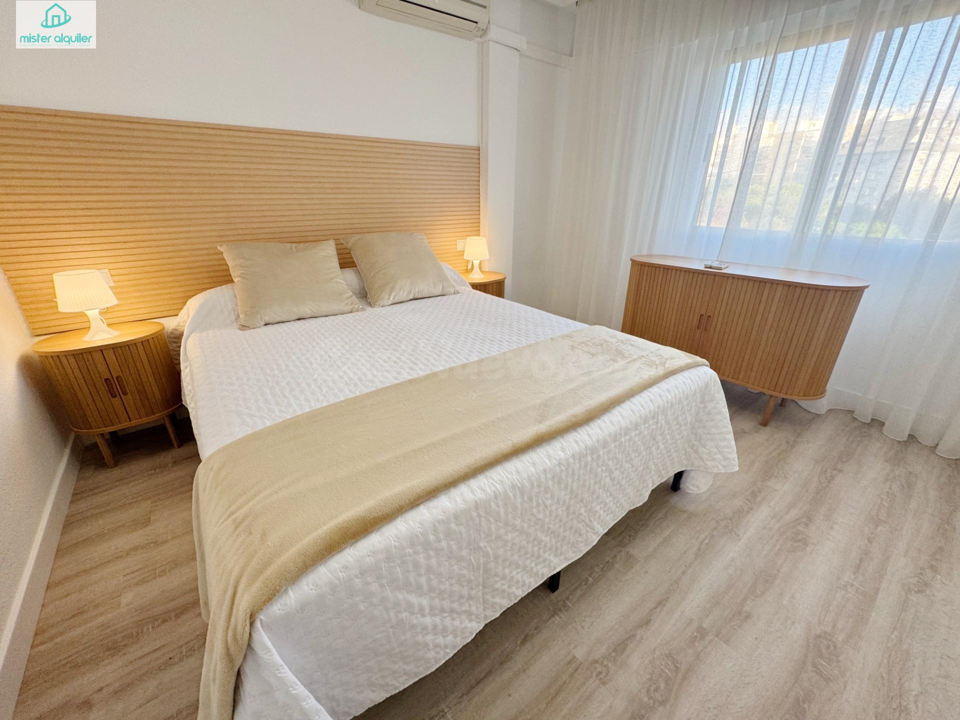 APARTAMENTO LUMINOSO A 100 METROS DE LA PLAYA EN EL CAMPELLO, LISTO PARA ENTRAR A VIVIR - foto 3