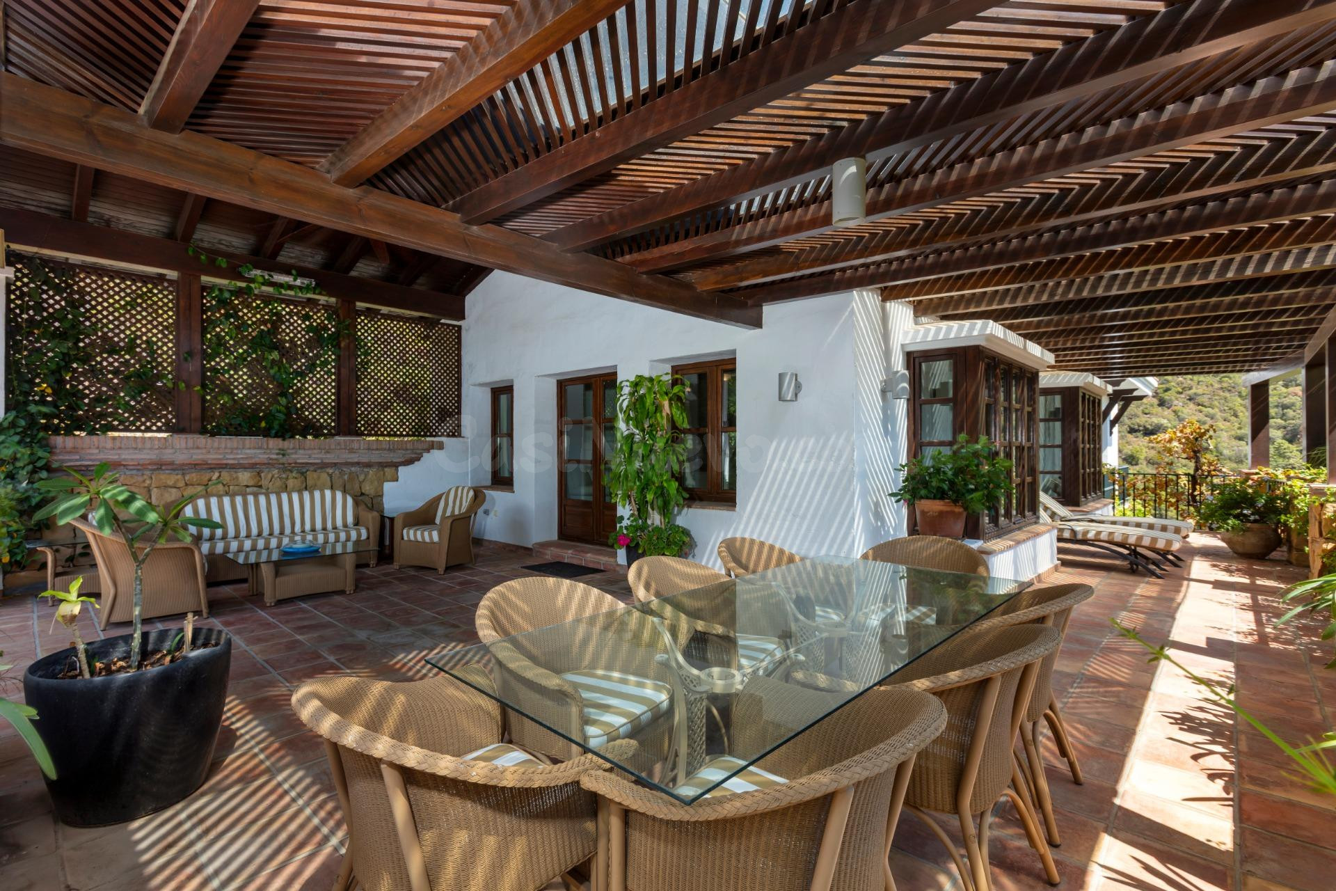 Disfruta tu exclusiva villa de lujo en Benahavís, por 2.487.000€
