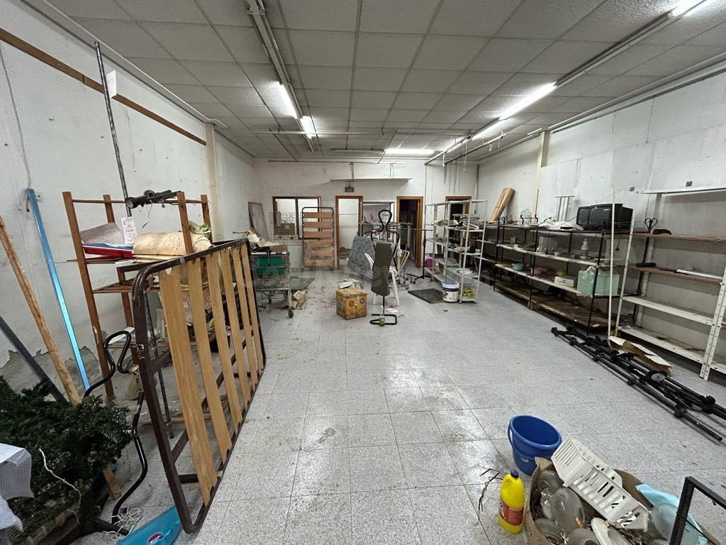 Oportunidad Única: Alquila un Espacioso Local en Murcia con Mes de Carencia