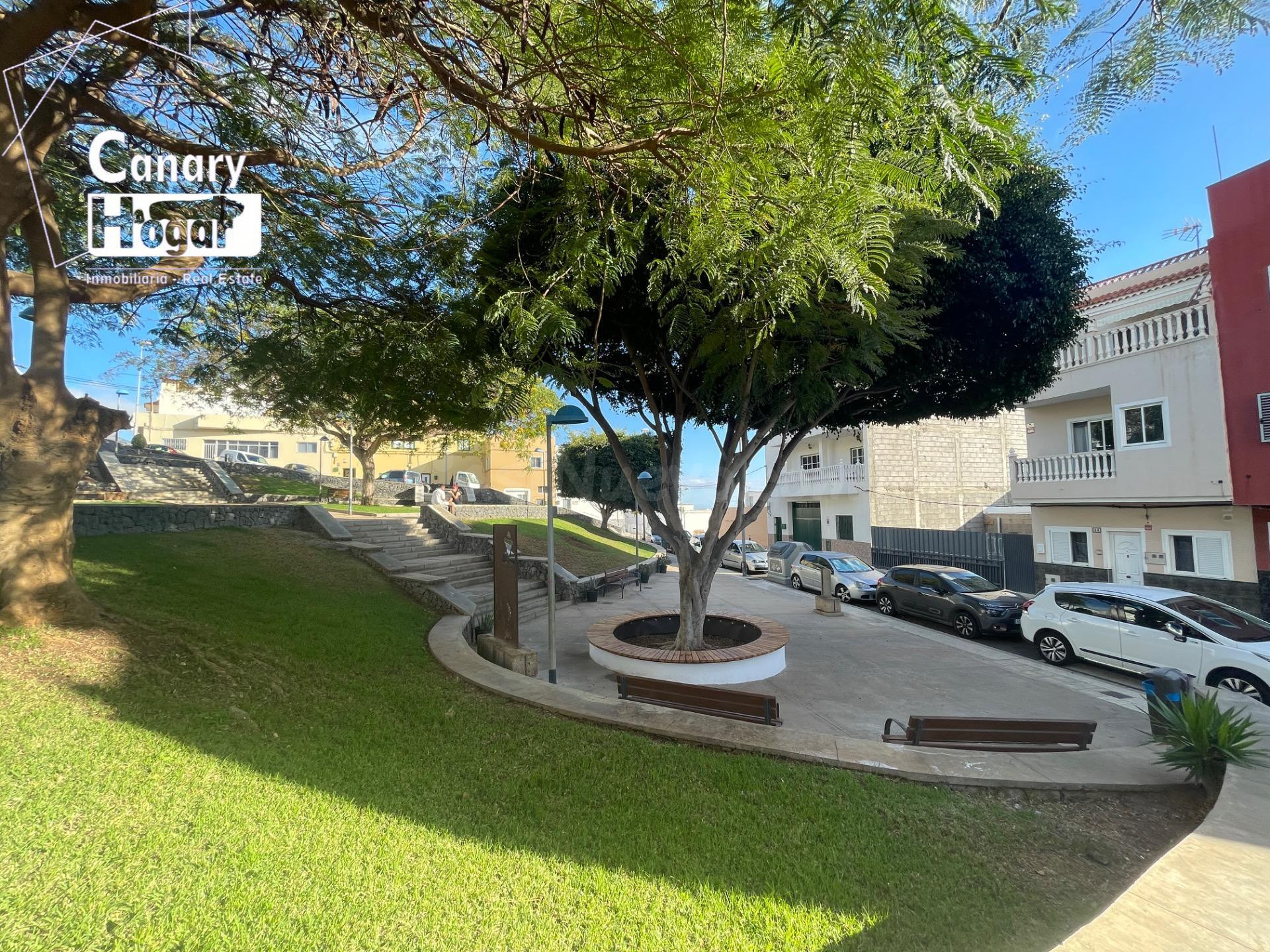 Terreno urbano en venta en Armiñeme Adeje