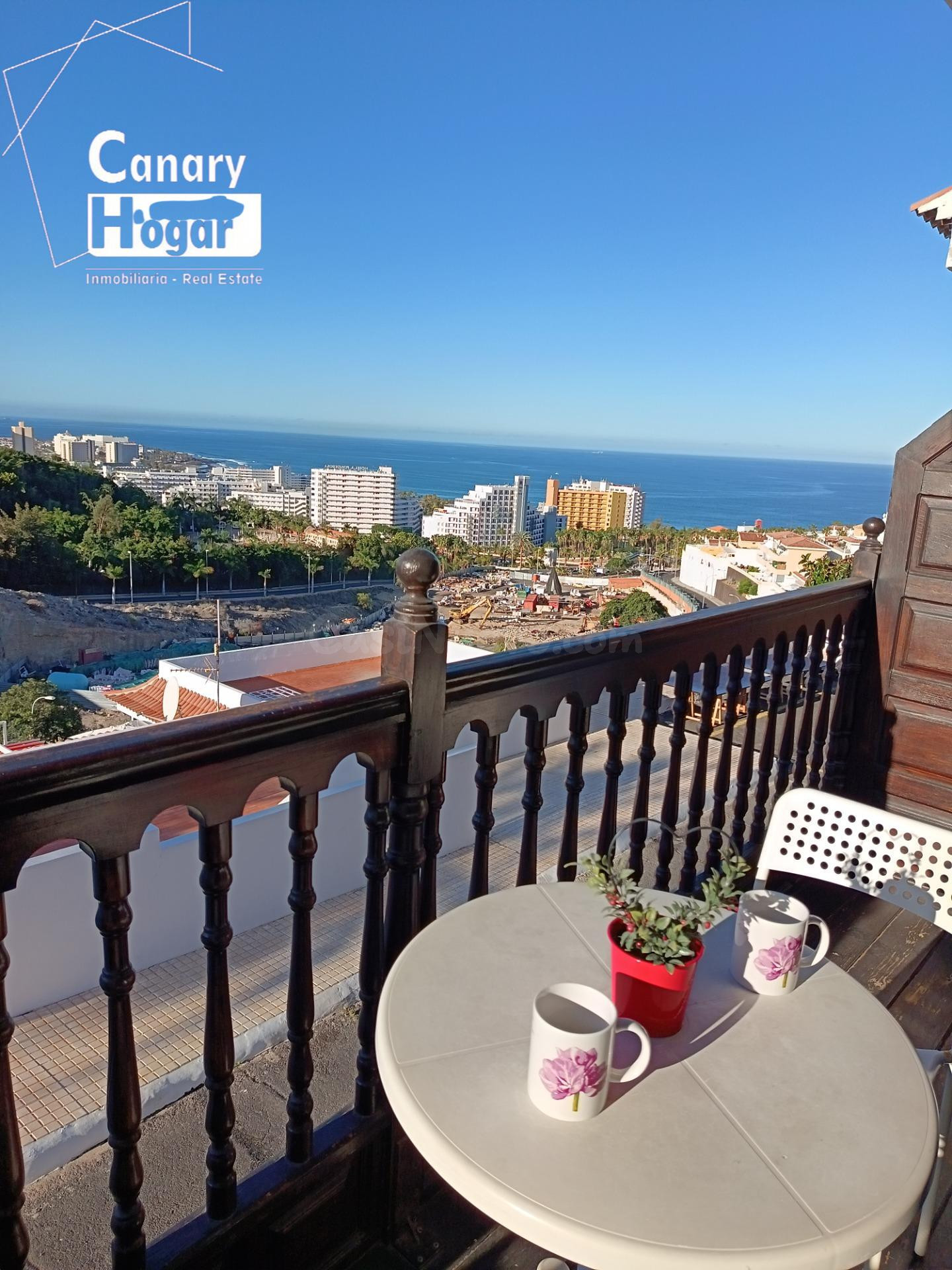 Encantador Apartamento con Vistas al Mar en San Eugenio Alto