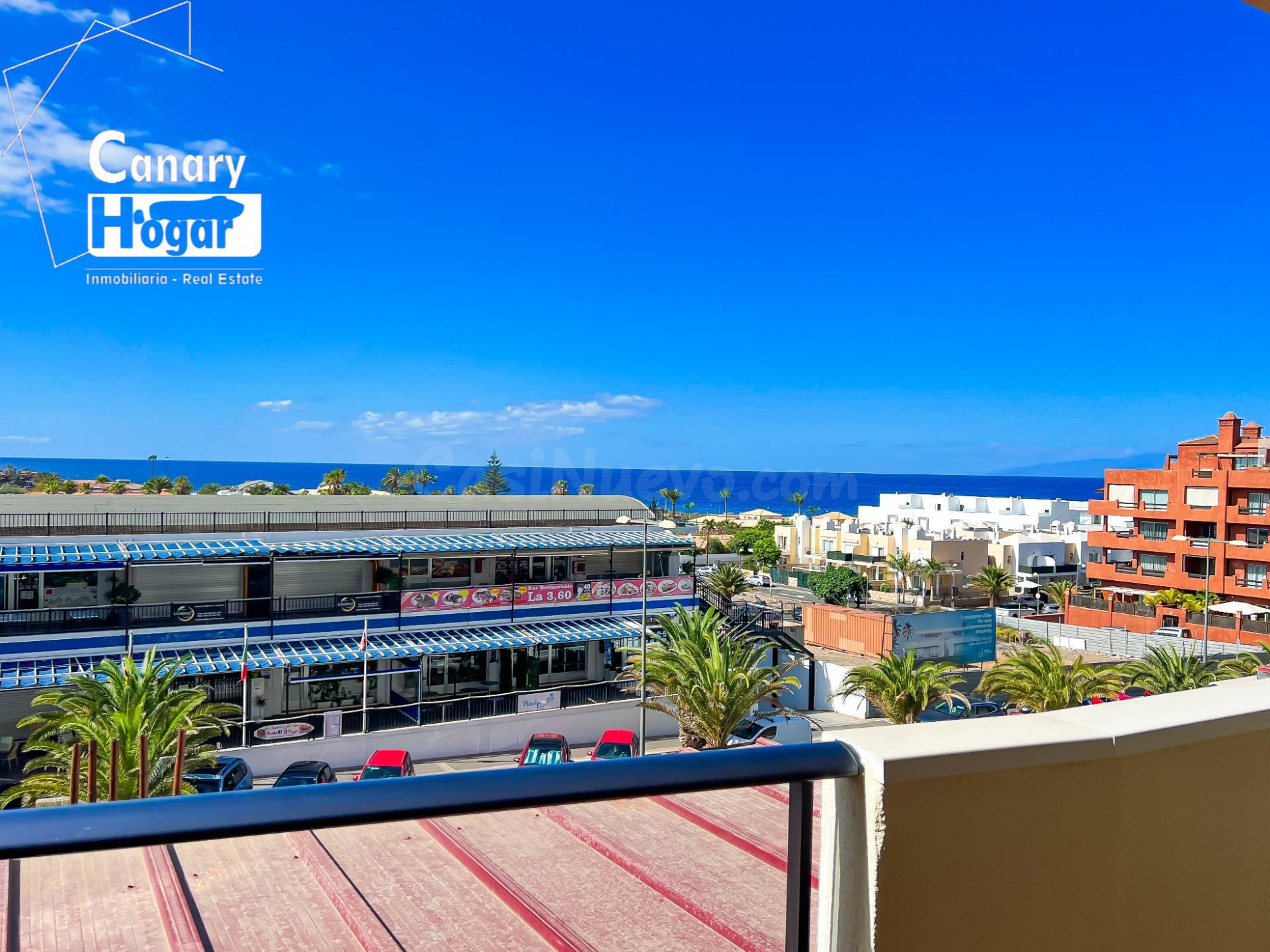 Apartamento con vistas al mar en venta en Palm Mar, complejo residencial La Arenita.