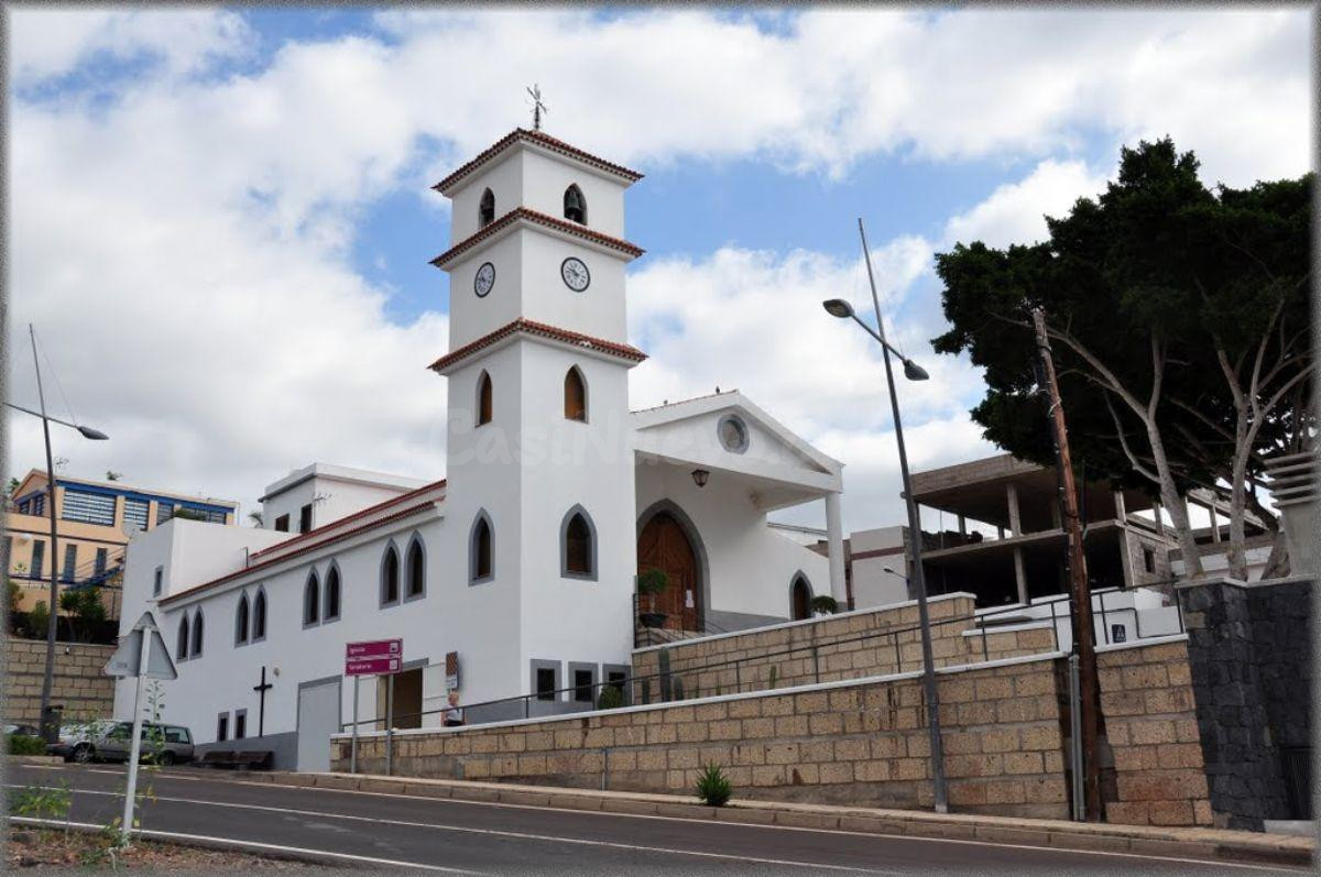Edificio en venta en LA camella Arona