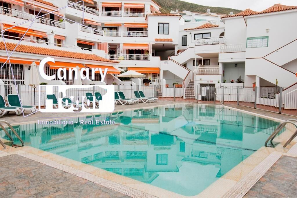 Apartamento reformado de un dormitorio con terraza soleada en Los Cristianos