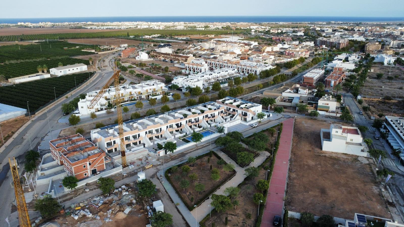APARTAMENTOS planta baja y planta alta con SOLARIUM