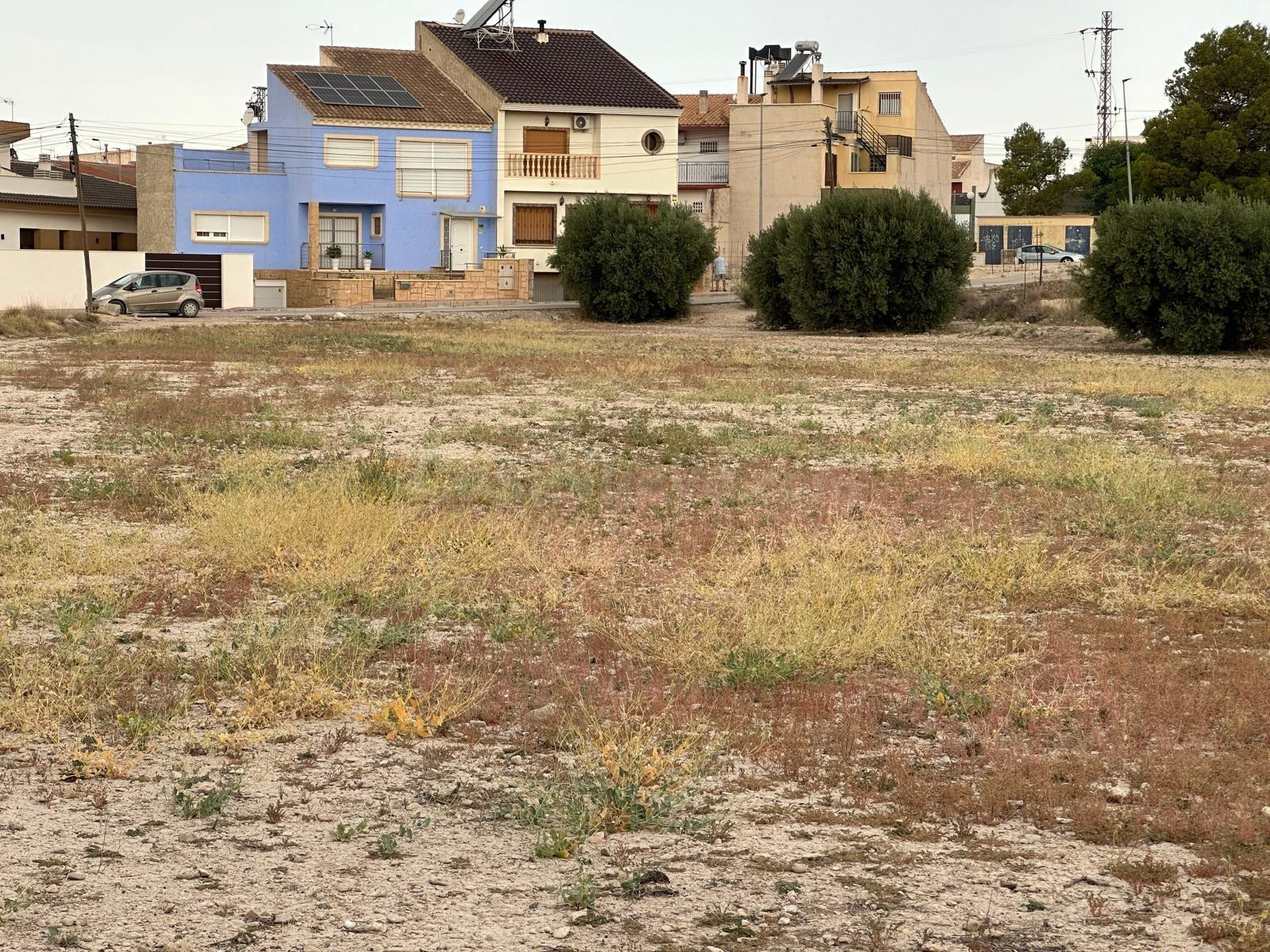 PARCELA URBANA DE 8.000M SIN SECTORIZAR