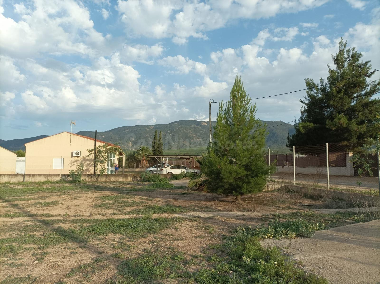 Oportunidad de Inversión: Amplio Terreno Rural en Librilla