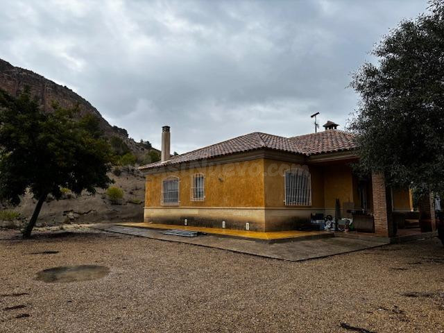 MAGNÍFICA VIVIENDA EN ALEDO - foto 2
