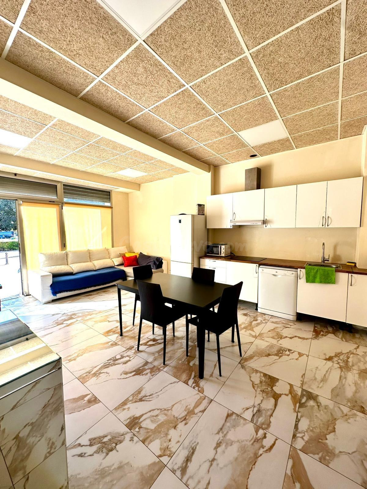 LOCAL COMERCIAL EN LA CIUDAD FALLERA, BENICALAP