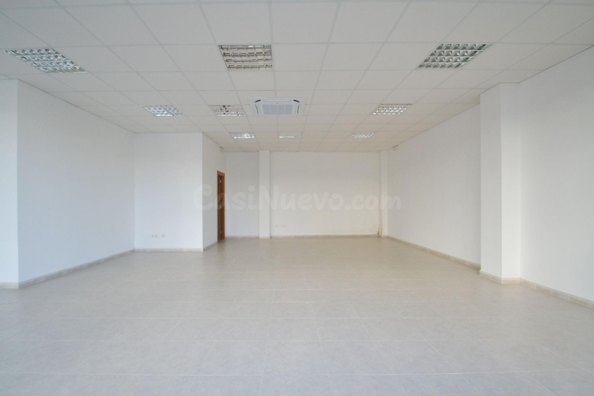 Local comercial en venta en Deltebre