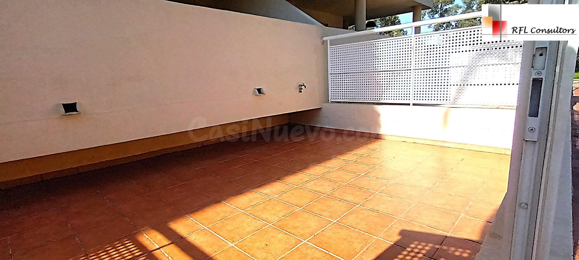 PLANTA BAJA EN URBANIZACIÓN DE LUJO - foto 2