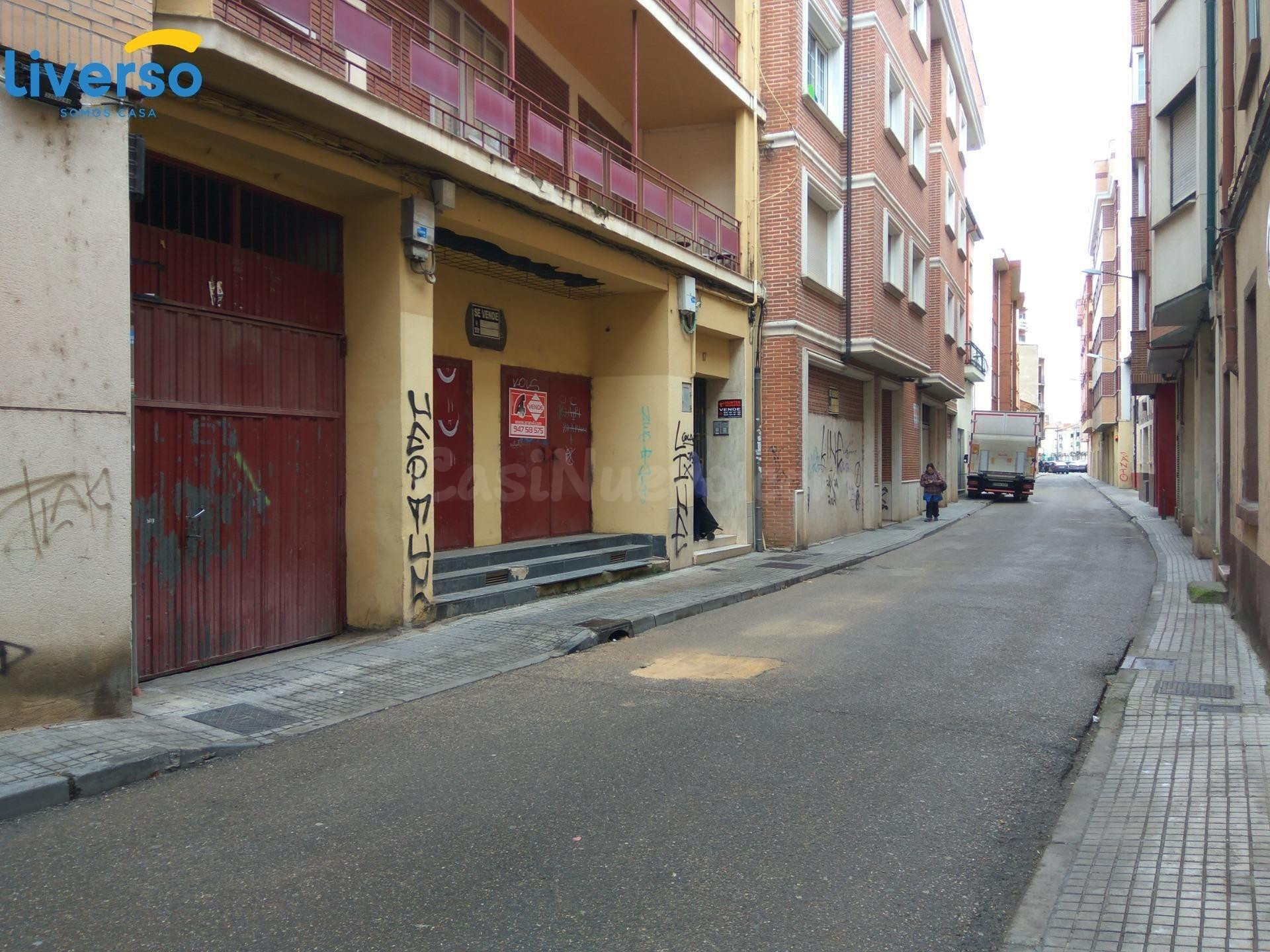 TRES PLAZAS DE GARAJE ¡EN VENTA! CALLE SORIA DE ARANDA DE DUERO