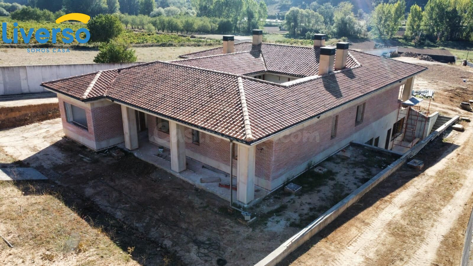VIVIENDA SUPER  EXCLUSIVA EN GUMIEL DE MERCADO