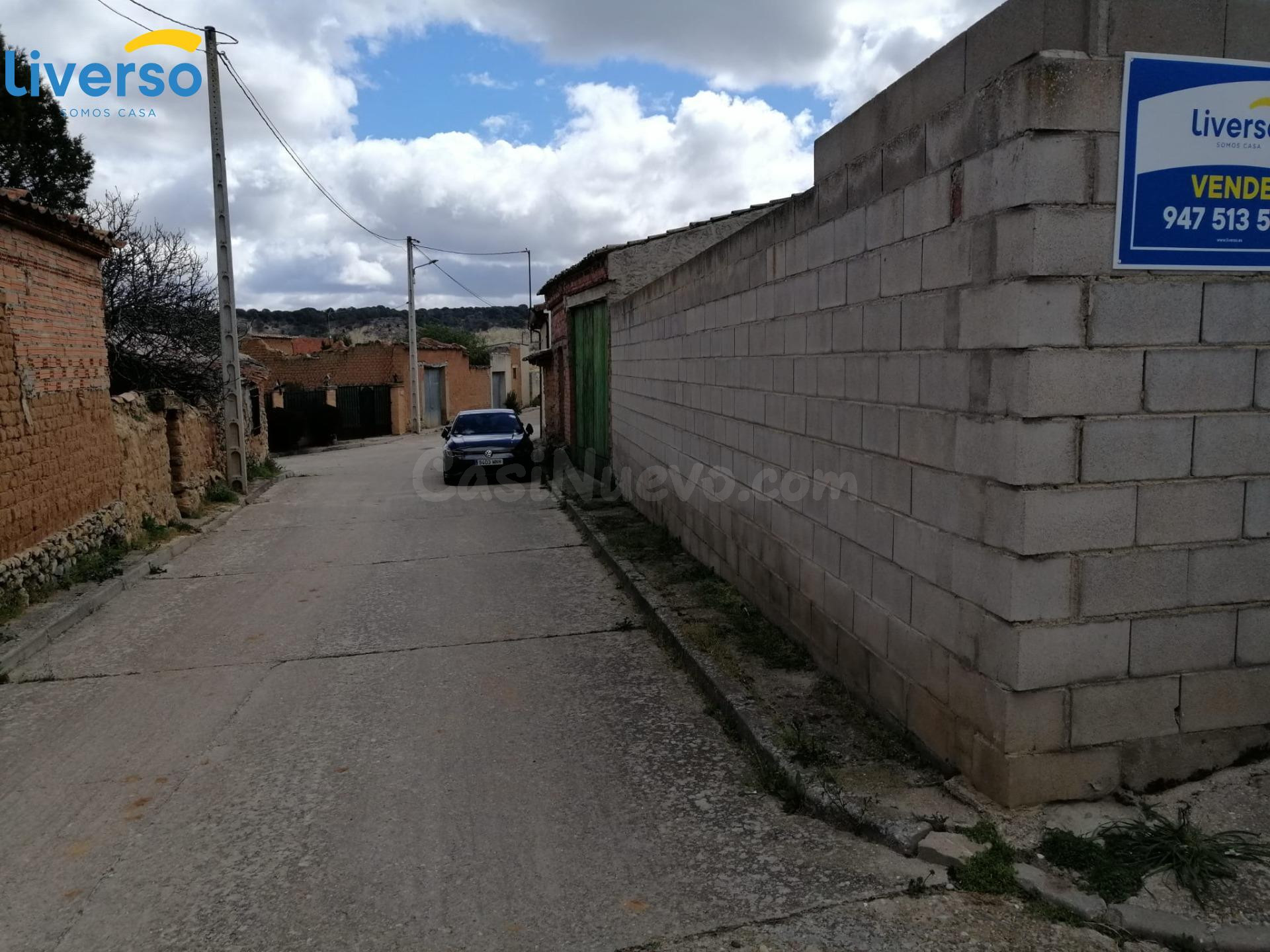 SOLAR DE 120 METROS CUADRADOS EN LA AGUILERA