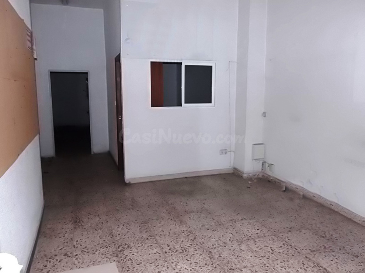 Local comercial de 140 m2