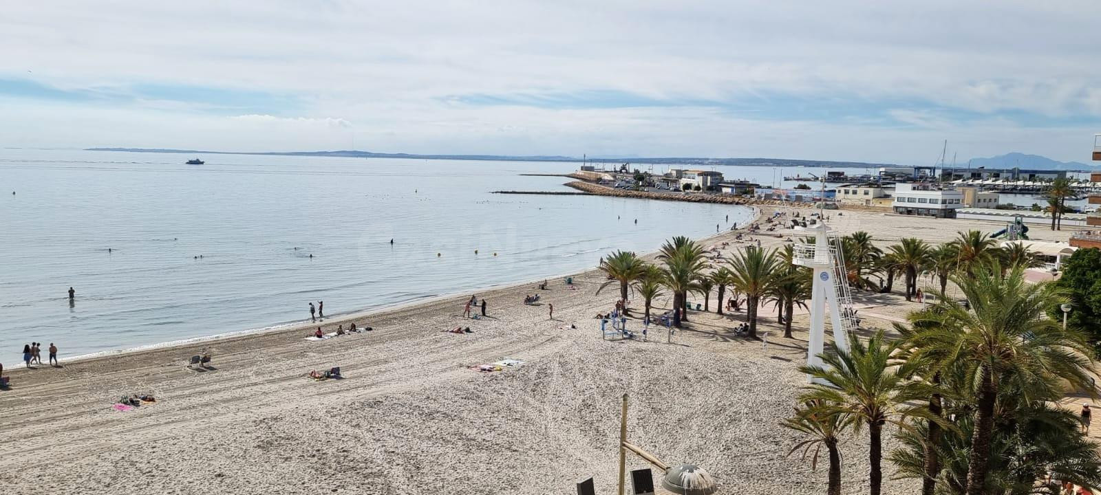 Bonito piso en playa de Levante, Santa Pola.