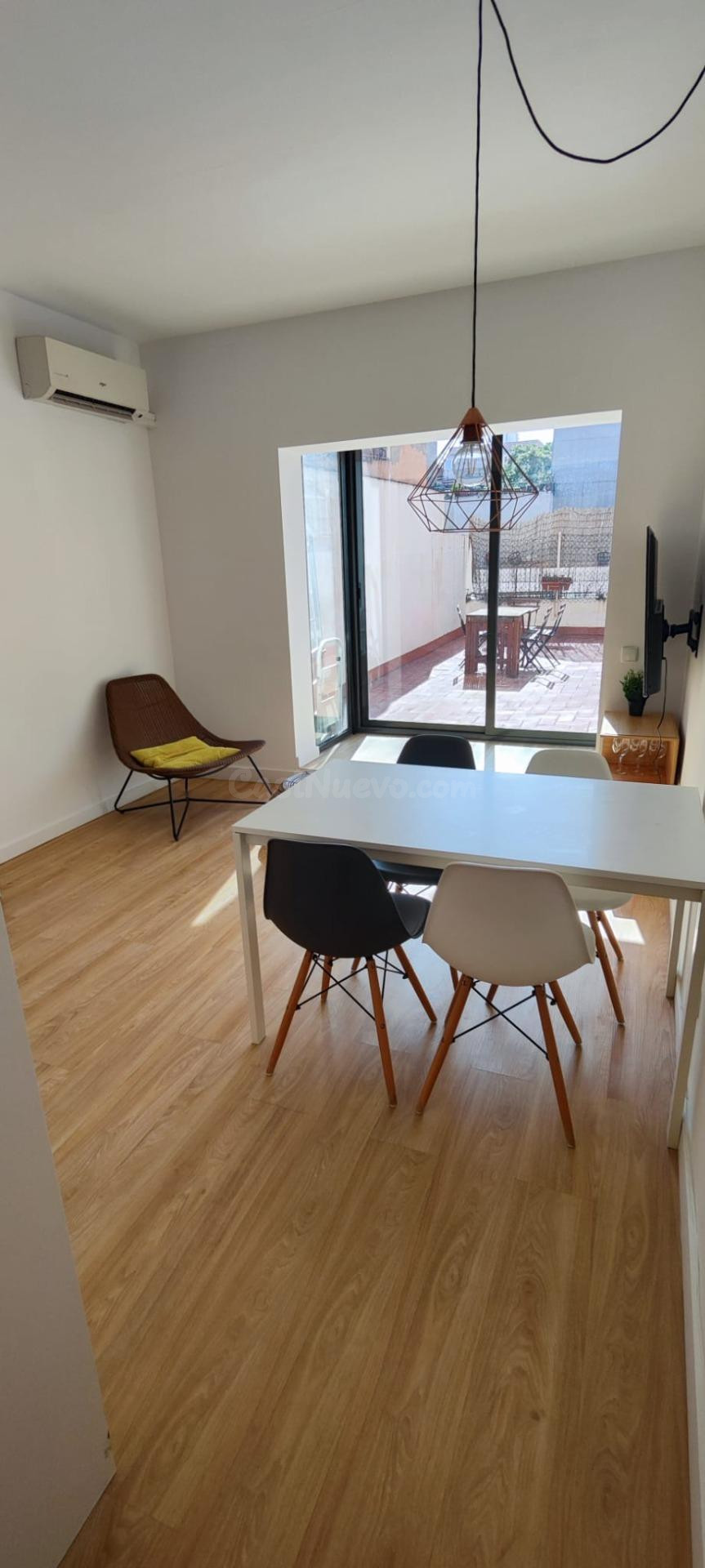 Fantastico piso con terraza en el corazon de vila de gracia - foto 2