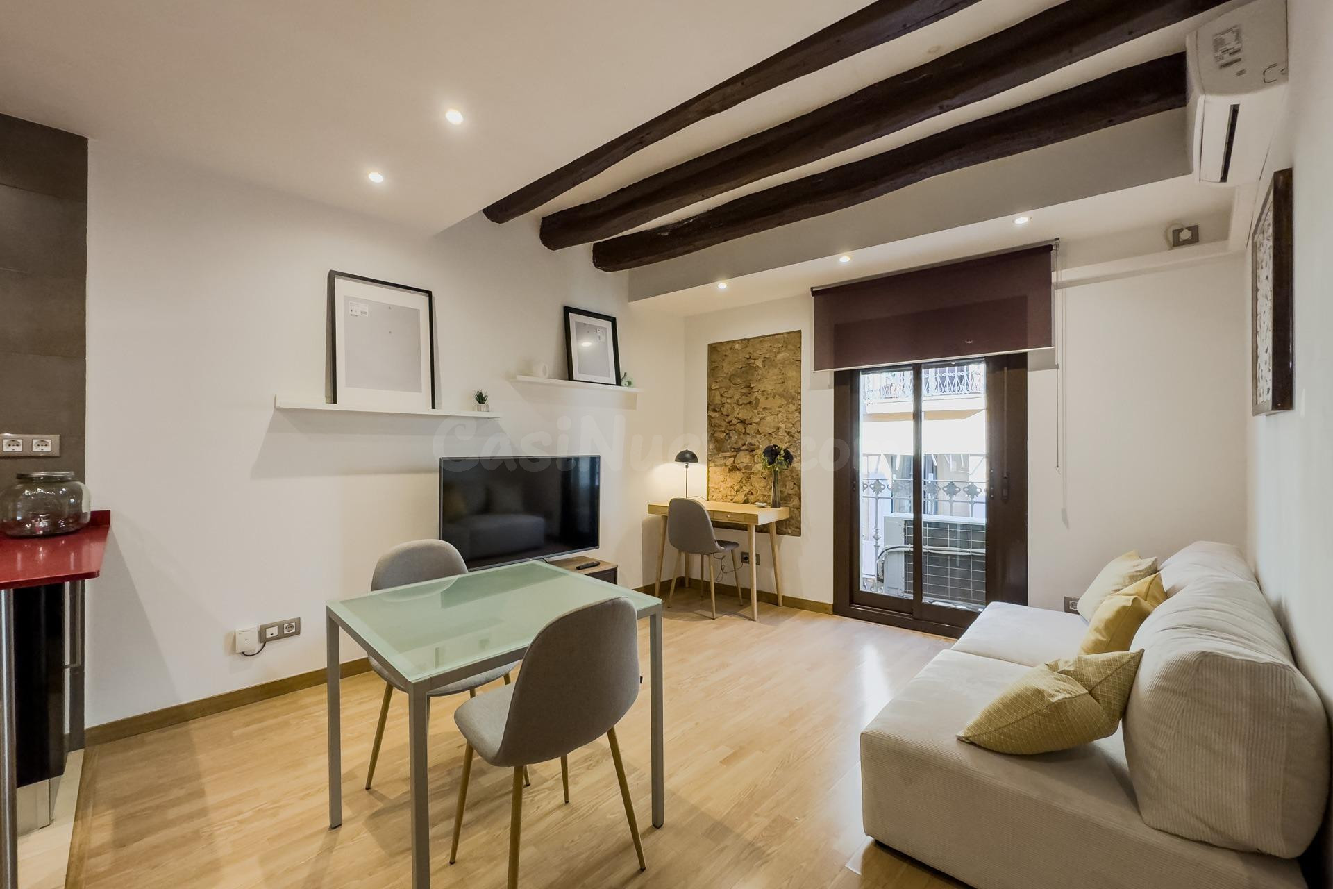Fantástico piso reformado con encanto a pocos metros del Mer