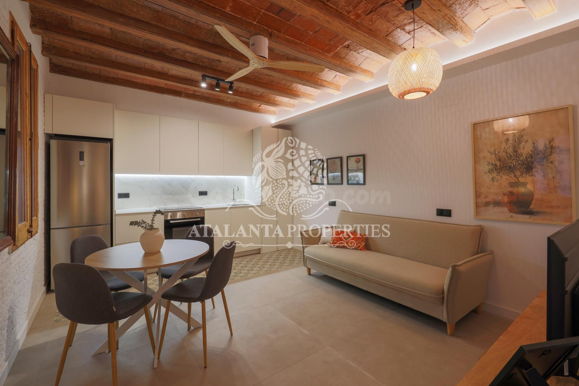 FANTASCTICO PISO RECIEN REFORMADO PARA ALQ DE TEMPORADA - foto 2