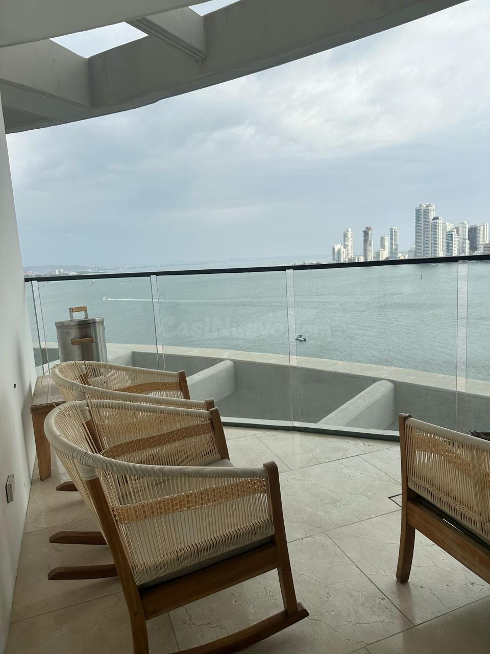 EXCLUSIVO APARTAMENTO EN ARRIENDO - BOCAGRANDE