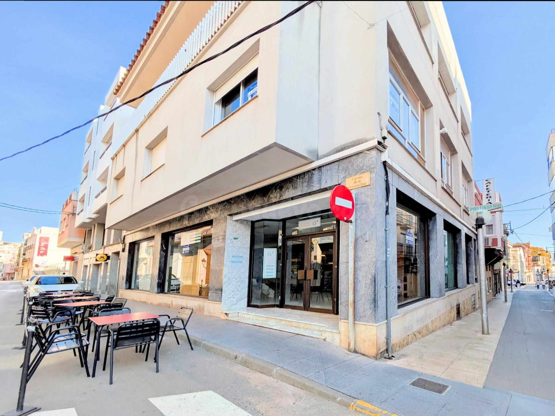 LOCAL COMERCIAL ALCANAR - ZONA CENTRO