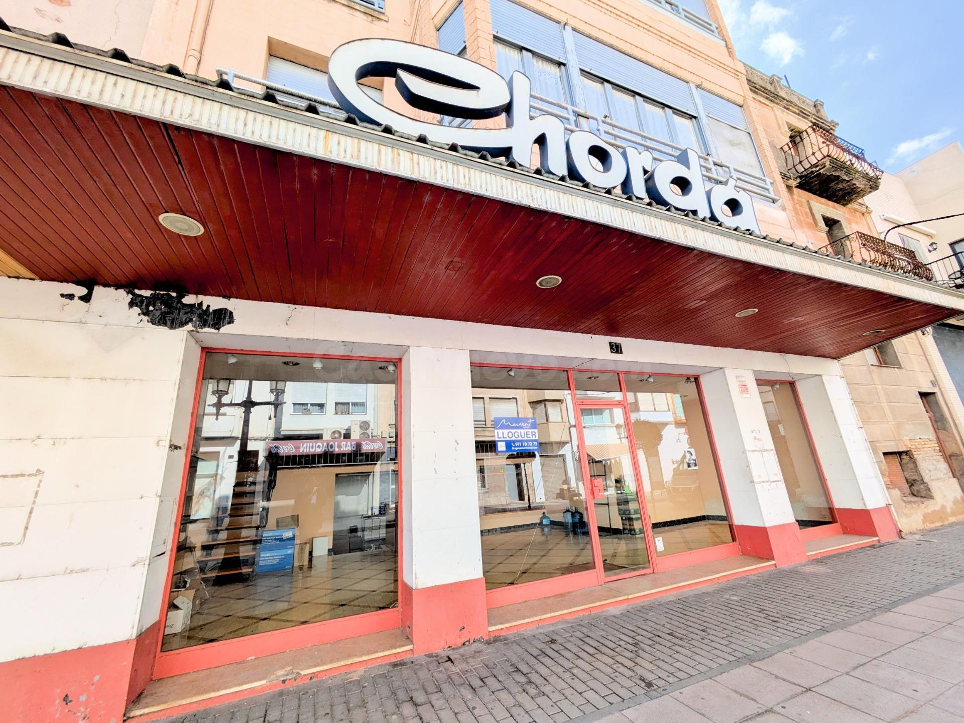 LOCAL COMERCIAL EN EL PUENTE DE AMPOSTA