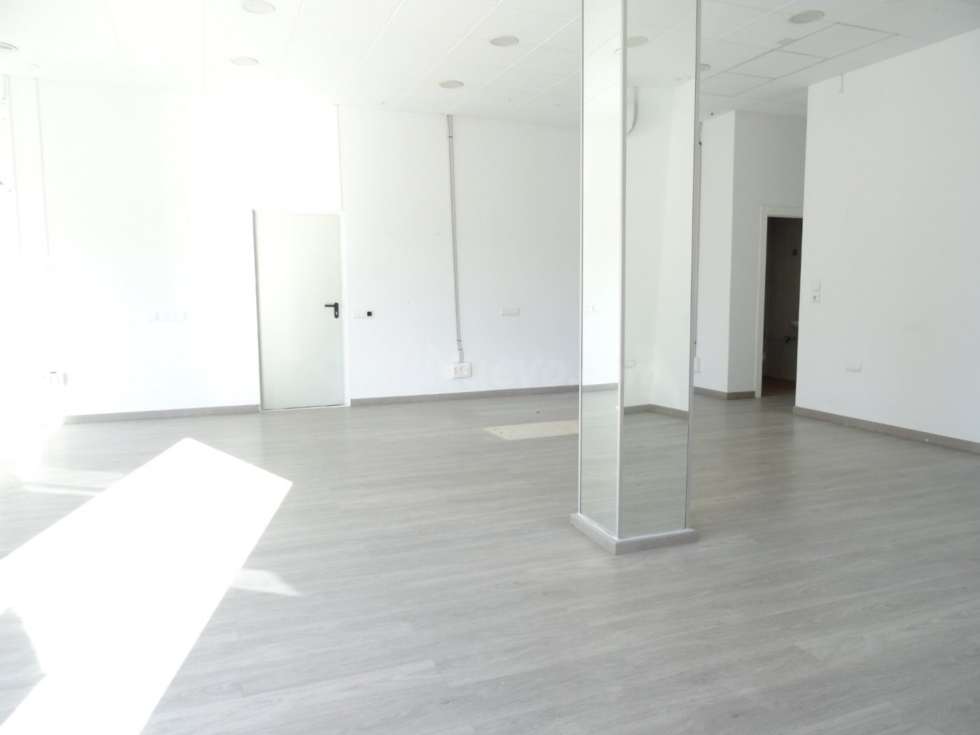 ¡¡ Local Comercial en Venta en Barriada Hispanoamérica !!