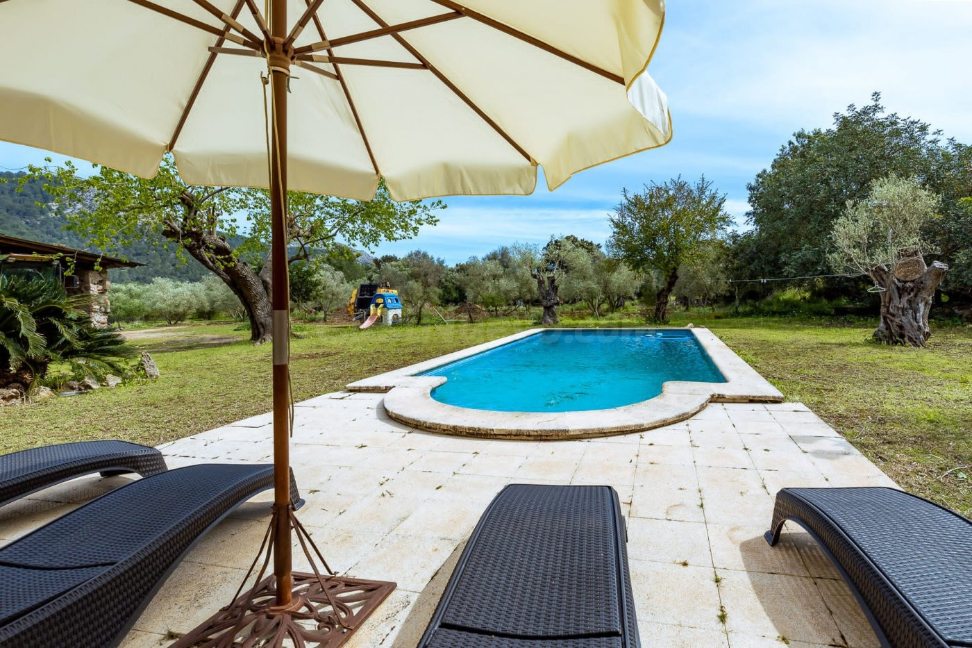 FINCA RÚSTICA EN VENTA EN LA VALL DEN MARCH (POLLENSA)
