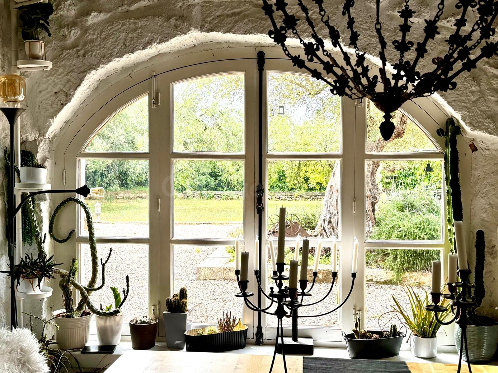 CASA EXCLUSIVA EN ENTORNO PARADISÍACO
