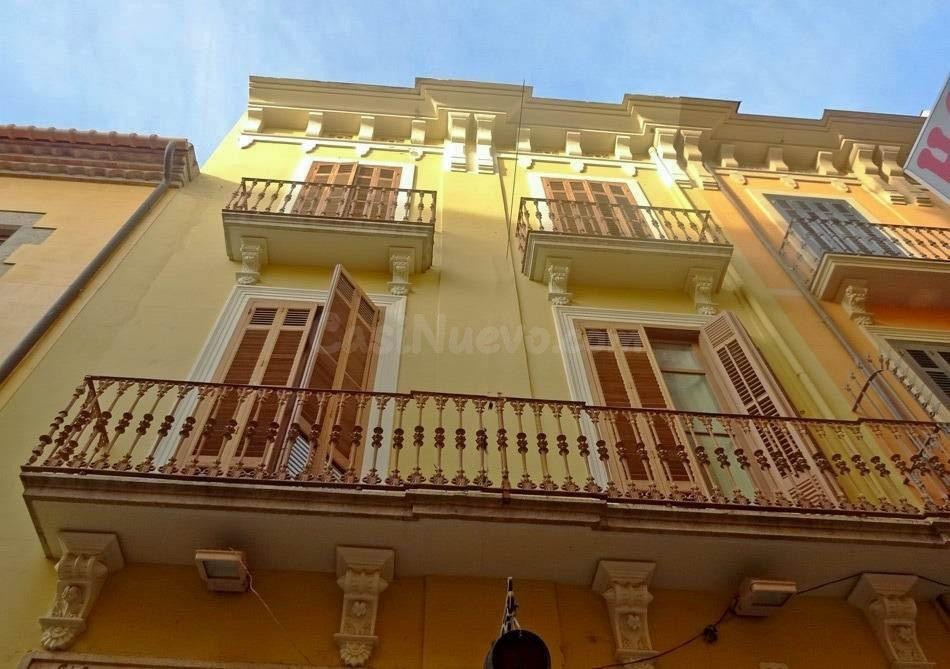 CASA MODERNISTA EN LA ZONA PEATONAL DE SANT FELIU DE GUÍXOLS